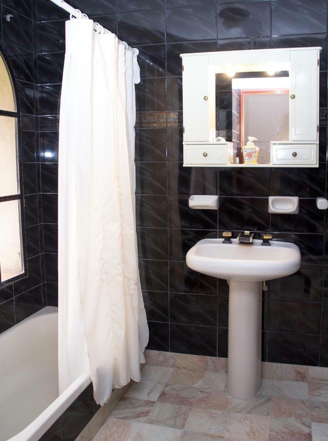 Lo De Viviana Bed & Breakfast San Salvador de Jujuy Exterior photo